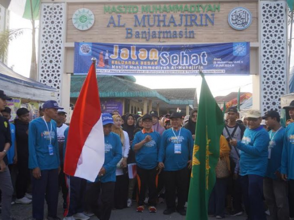 Milad ke-17 Masjid Al-Muhajirin, Ribuan Peserta Semarakkan Jalan Sehat