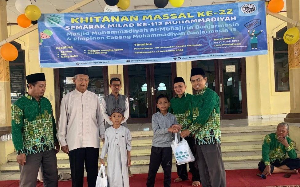 Khitanan Massal ke-22 Warnai Milad Muhammadiyah di Masjid Al-Muhajirin